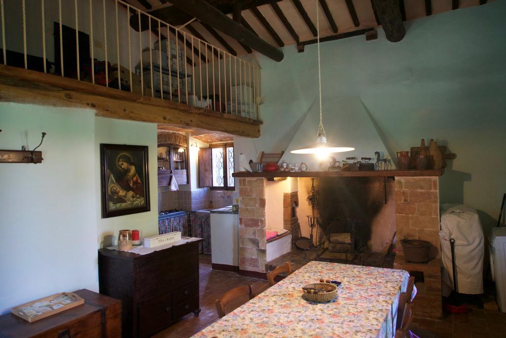 Agriturismo Il Caio Четона Екстериор снимка